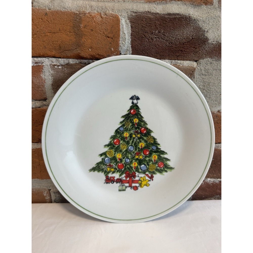 Alco Industries Christmas Dinner Plates 9/34 Inches Vintage Tree 90s Holiday
